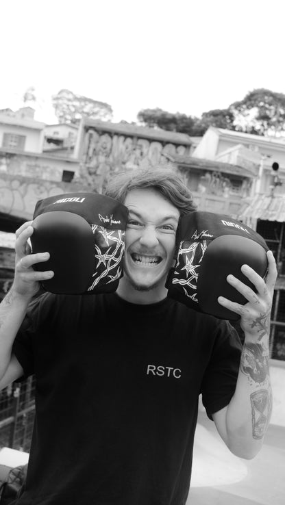 JOELHEIRA ANDRE MARIANO PRO MODEL